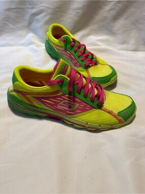 Skechers GOrun 2 Running Shoes Neon Pink Lime Women’s 10 Style 13555